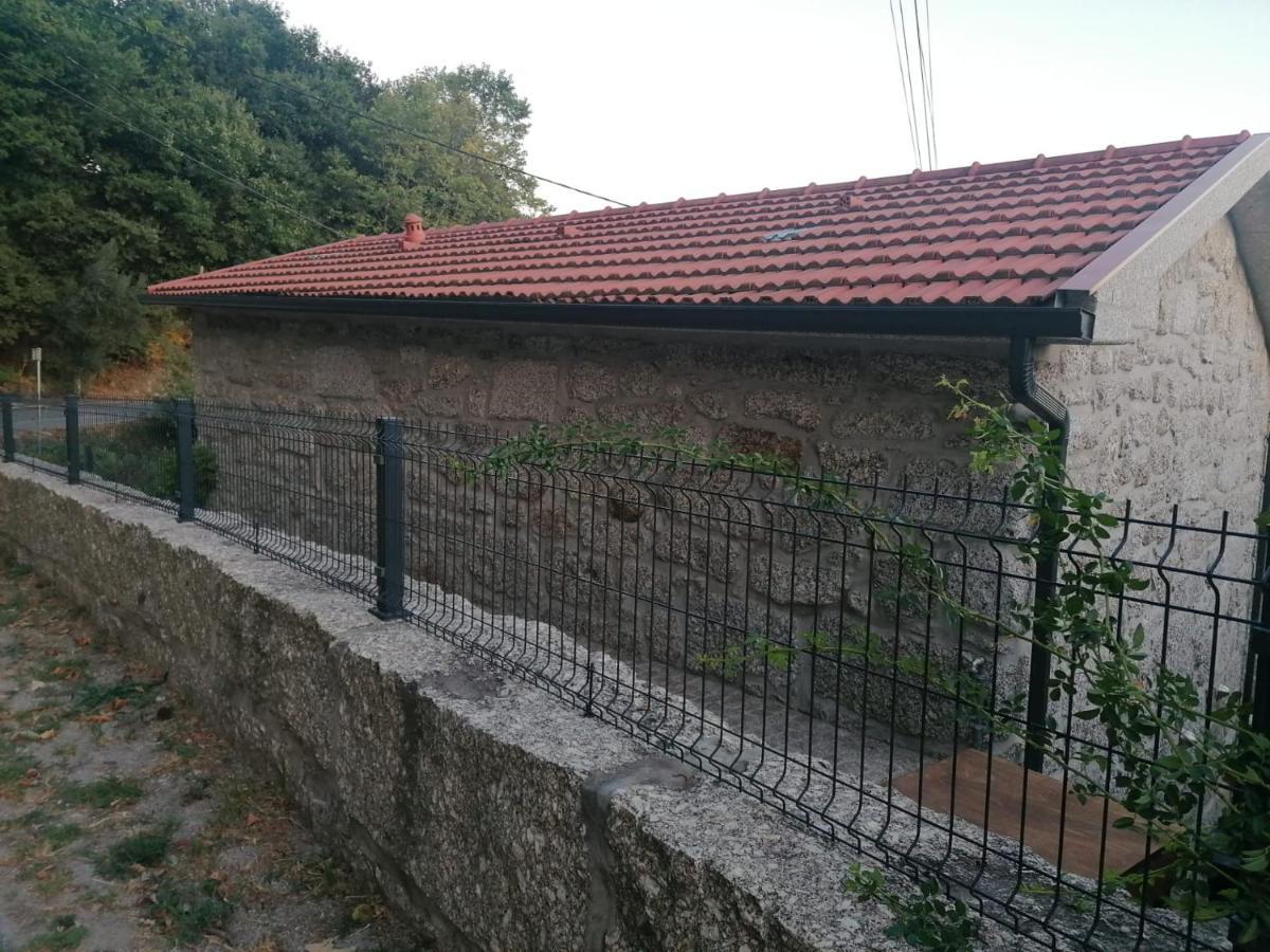 הוילה ויירה דו מיניו Casinha Da Mo מראה חיצוני תמונה